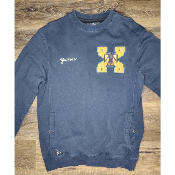 10.Deep New York Men’s Sweatshirt Size Large Navy Crewneck Rise Above Eagle Grap - Picture 4 of 12